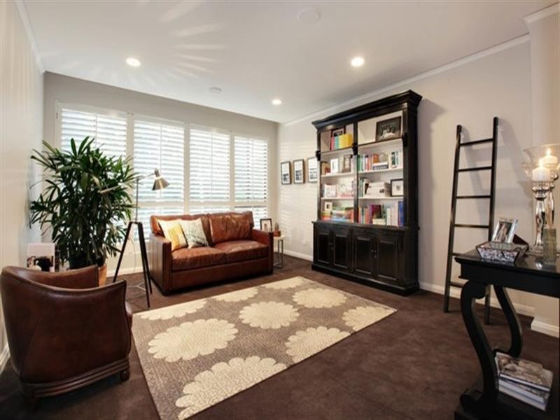 12-16 Binda Place, Sorrento QLD 4217