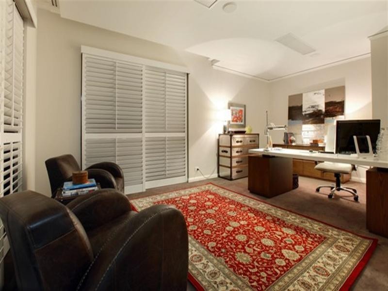 12-16 Binda Place, Sorrento QLD 4217