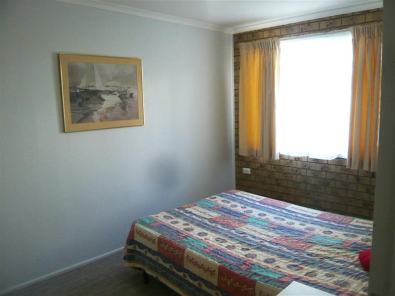 5/33 Ahern Street, Labrador QLD 4215