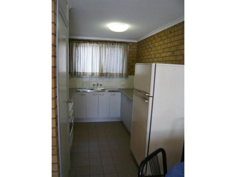 5/33 Ahern Street, Labrador QLD 4215