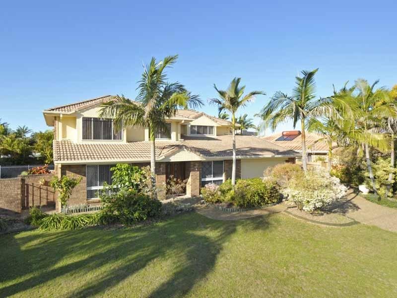 26 Portobello Drive, Mermaid Waters QLD 4218