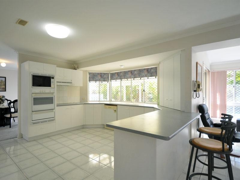 26 Portobello Drive, Mermaid Waters QLD 4218