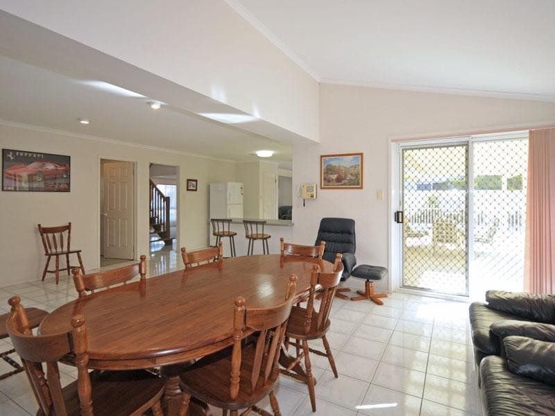 26 Portobello Drive, Mermaid Waters QLD 4218