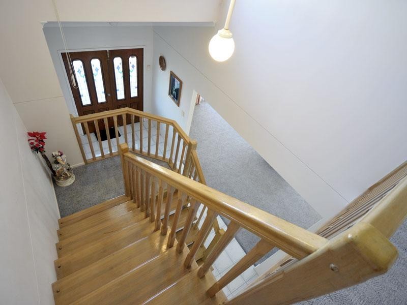 26 Portobello Drive, Mermaid Waters QLD 4218