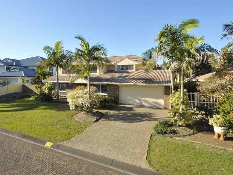 26 Portobello Drive, Mermaid Waters QLD 4218