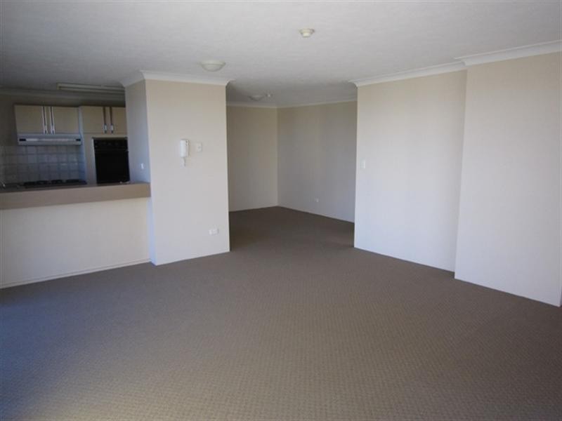 36/121 Surf Parade, Broadbeach QLD 4218