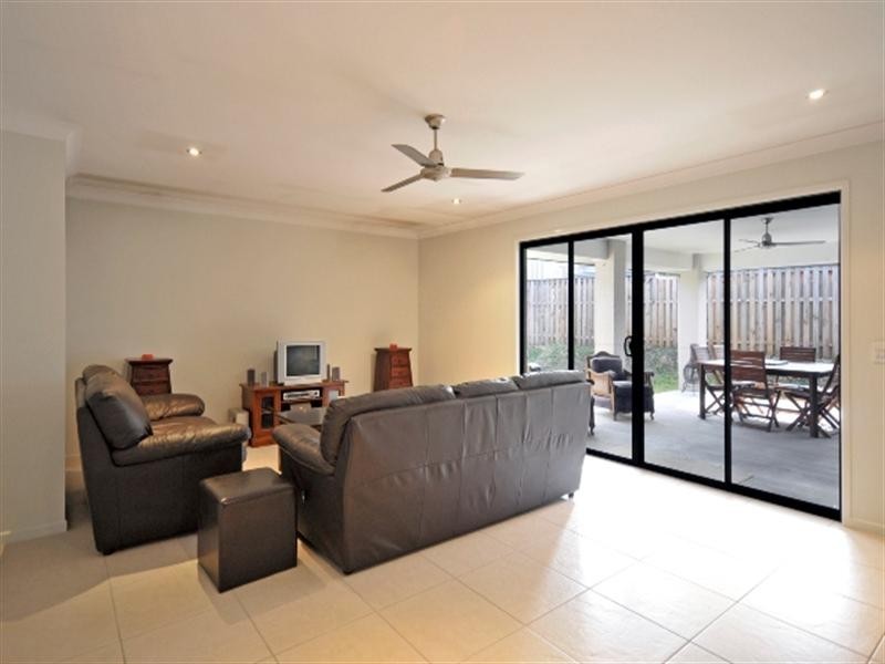 35 Candlebark Circuit, Upper Coomera QLD 4209