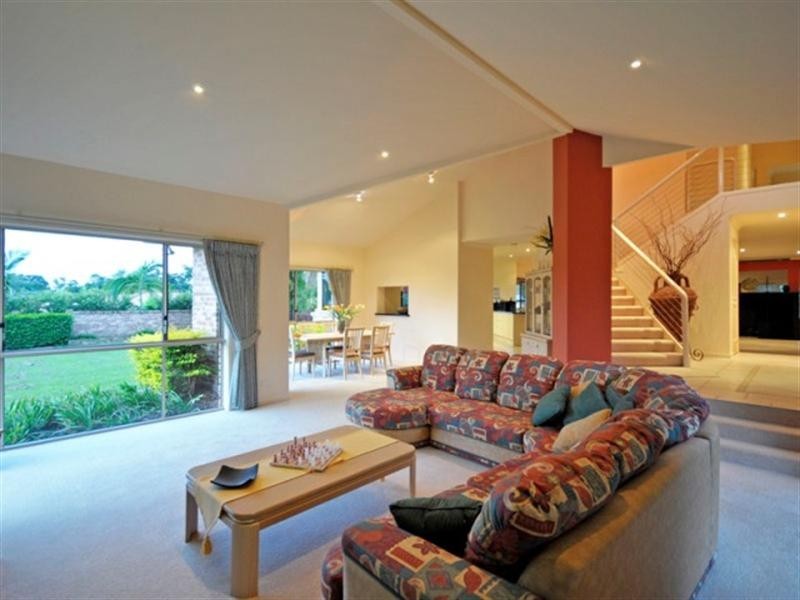 18 Northbow Court, Tallebudgera QLD 4228