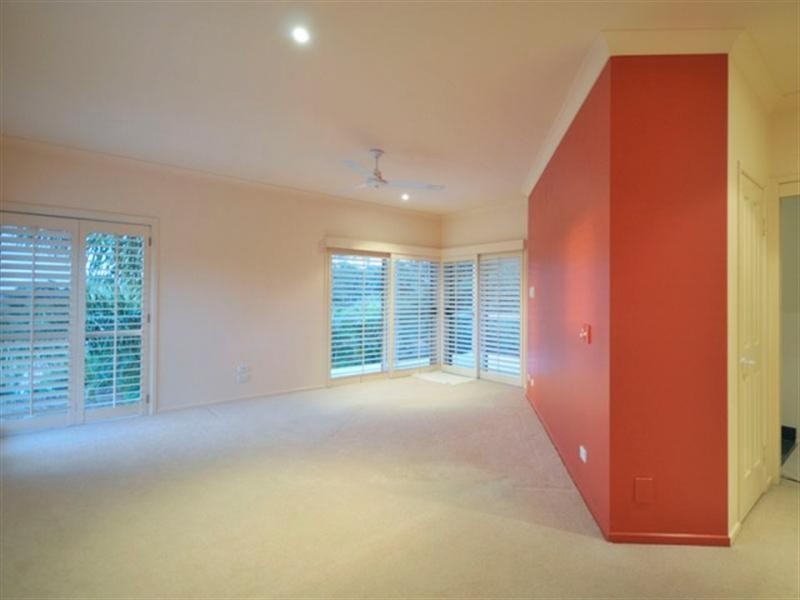 18 Northbow Court, Tallebudgera QLD 4228