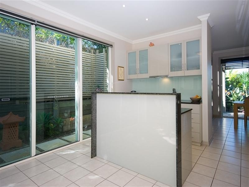 6114 ‘Badon Village’, Ross Street, Benowa QLD 4217