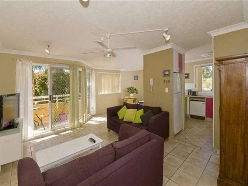 6/14 Jefferson Lane, Palm Beach QLD 4221