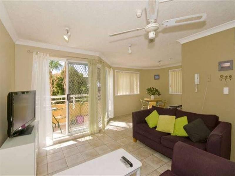 6/14 Jefferson Lane, Palm Beach QLD 4221