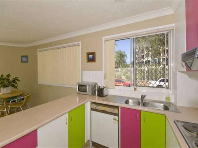 6/14 Jefferson Lane, Palm Beach QLD 4221