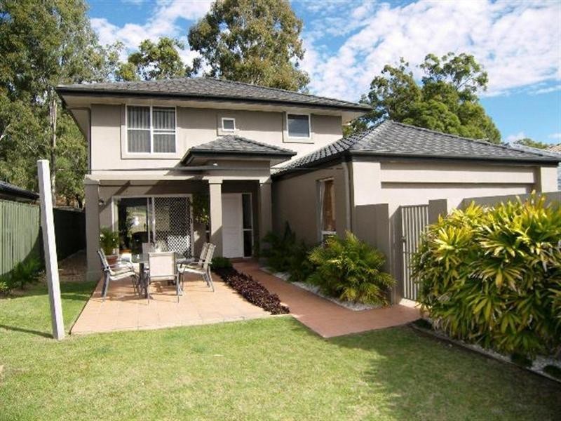 41 Seville Circuit, Burleigh Waters QLD 4220