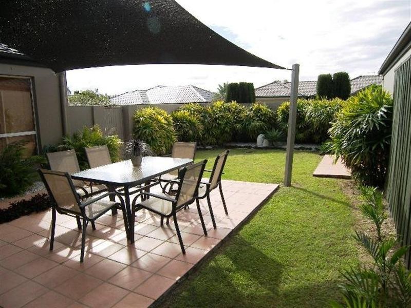 41 Seville Circuit, Burleigh Waters QLD 4220