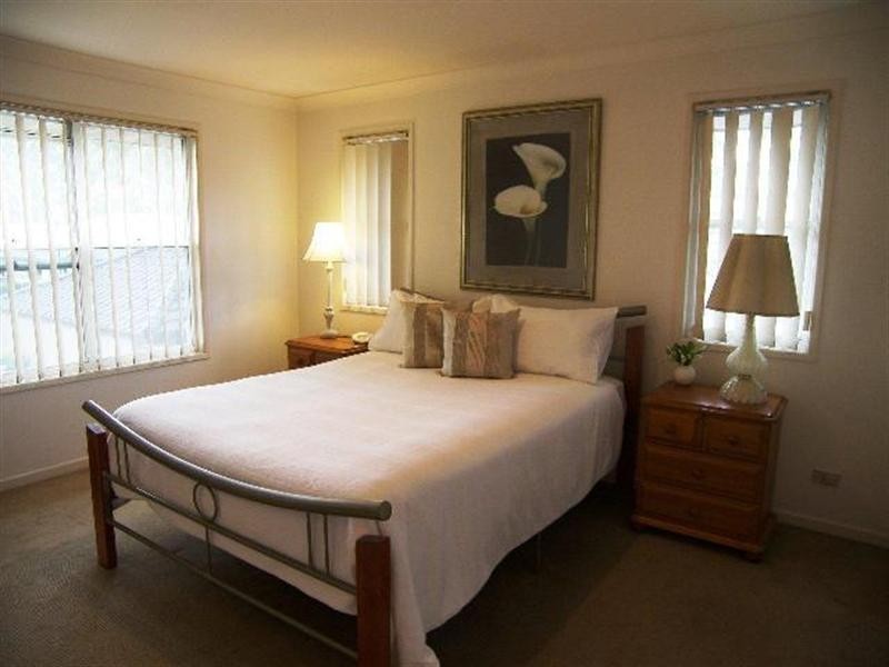 41 Seville Circuit, Burleigh Waters QLD 4220