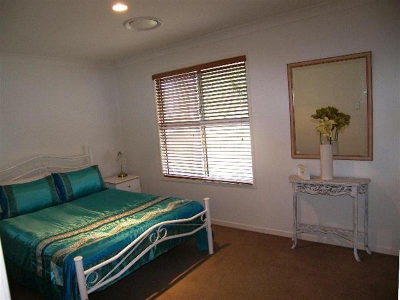 41 Seville Circuit, Burleigh Waters QLD 4220