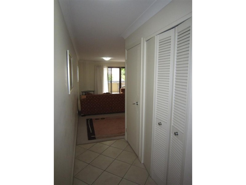 118/392 Marine Parade, Labrador QLD 4215