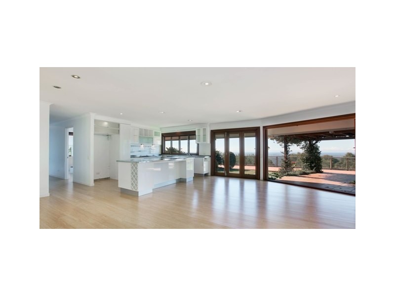 39 North Road, Lower Beechmont QLD 4211