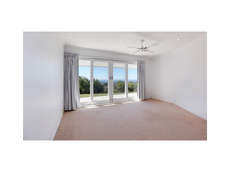 39 North Road, Lower Beechmont QLD 4211