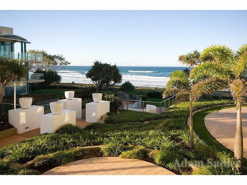 203 ‘Palm Springs Residences’, 1 Twenty First Avenue, Palm Beach QLD 4221