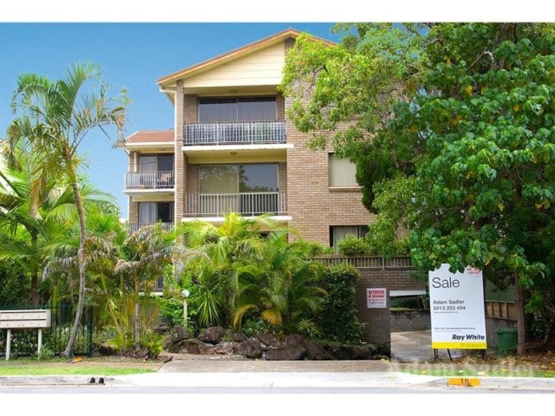 4 ‘Cascade Lodge’ 16 Rosewood Avenue, Broadbeach QLD 4218