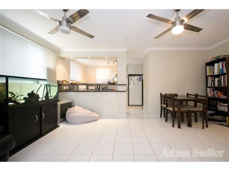 4 ‘Cascade Lodge’ 16 Rosewood Avenue, Broadbeach QLD 4218