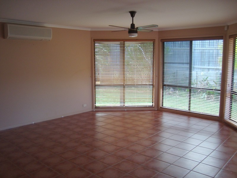 50 Sea Eagle Drive, Burleigh Waters QLD 4220