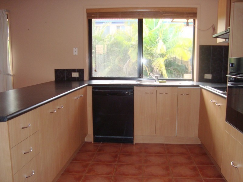 50 Sea Eagle Drive, Burleigh Waters QLD 4220