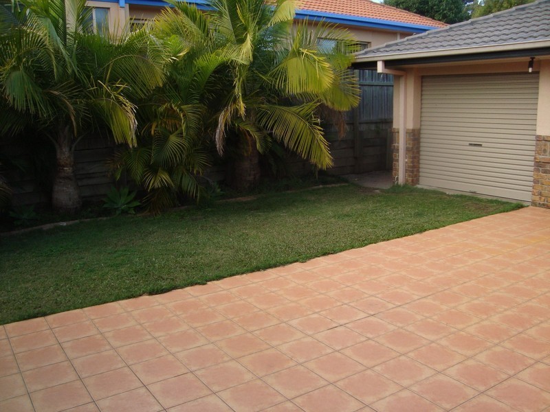 50 Sea Eagle Drive, Burleigh Waters QLD 4220