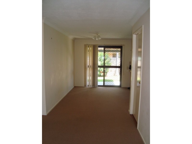 1/43 Treeview Drive, Burleigh Waters QLD 4220