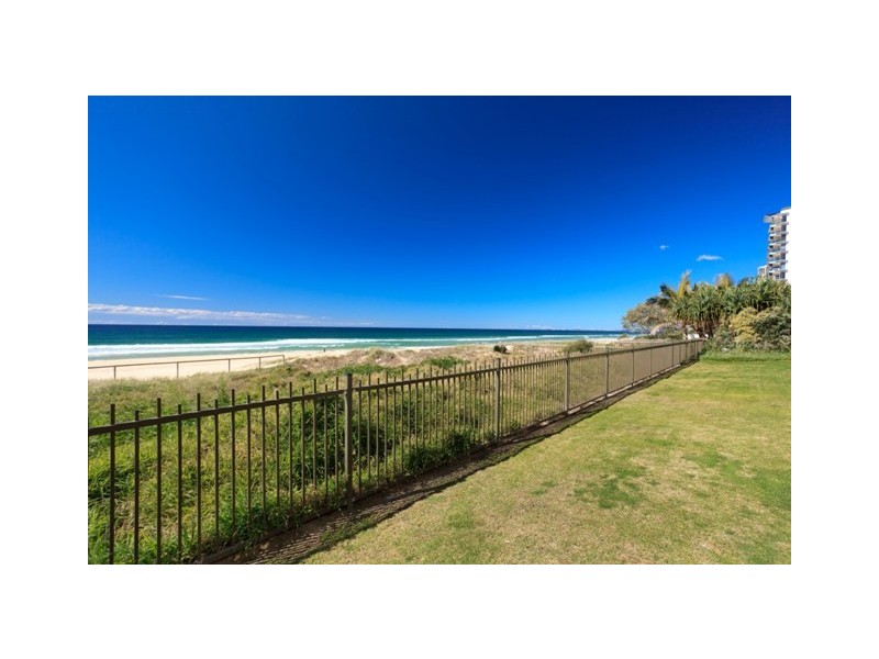 10 ‘Berkeley on the Beach’, 25 Northcliffe Terrace, Surfers Paradise QLD 4217