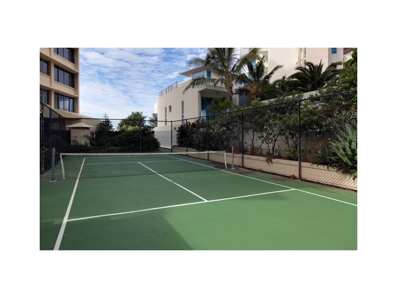 10 ‘Berkeley on the Beach’, 25 Northcliffe Terrace, Surfers Paradise QLD 4217