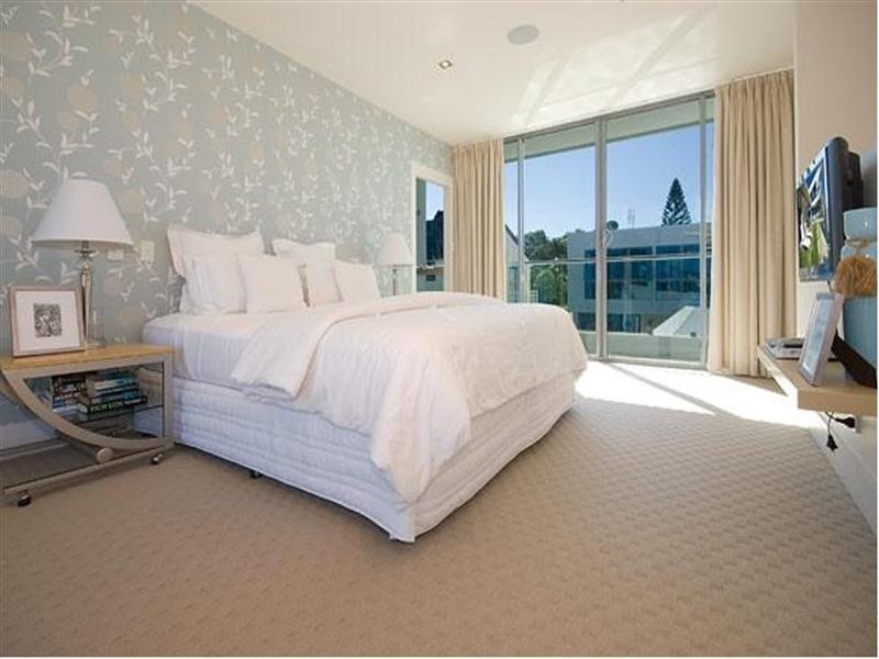 23 Freyburg Street, Bundall QLD 4217