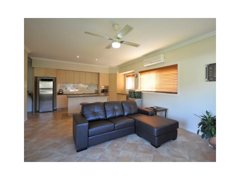 Elanora QLD 4221