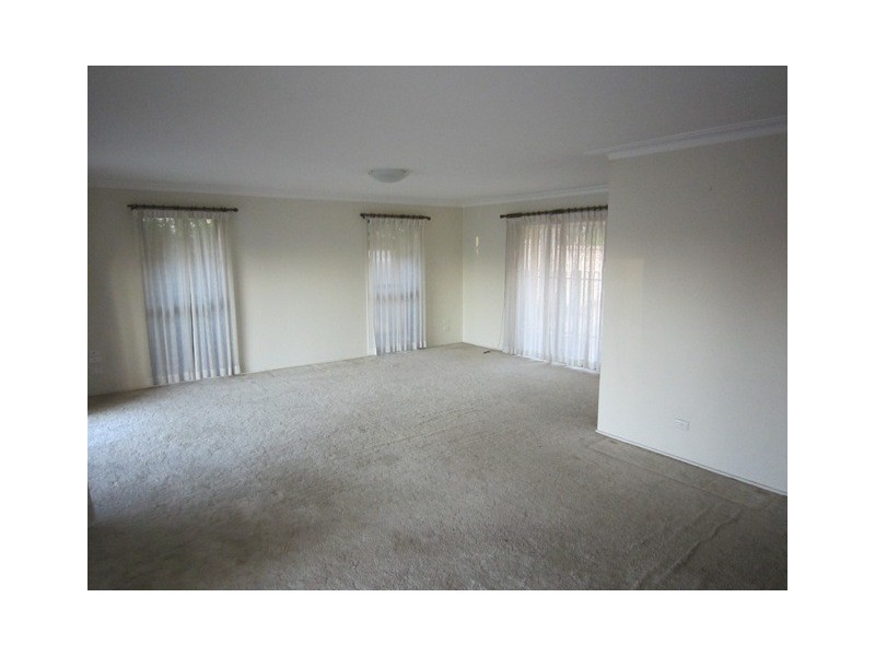 47 T E PETERS Drive, Broadbeach Waters QLD 4218
