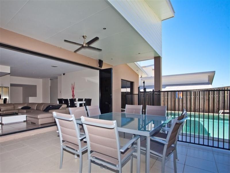 17 Worchester Terrace, Reedy Creek QLD 4227