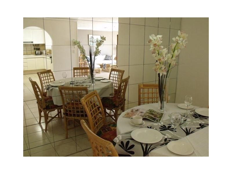 17/2981 Surfers Paradise Boulevard, Surfers Paradise QLD 4217