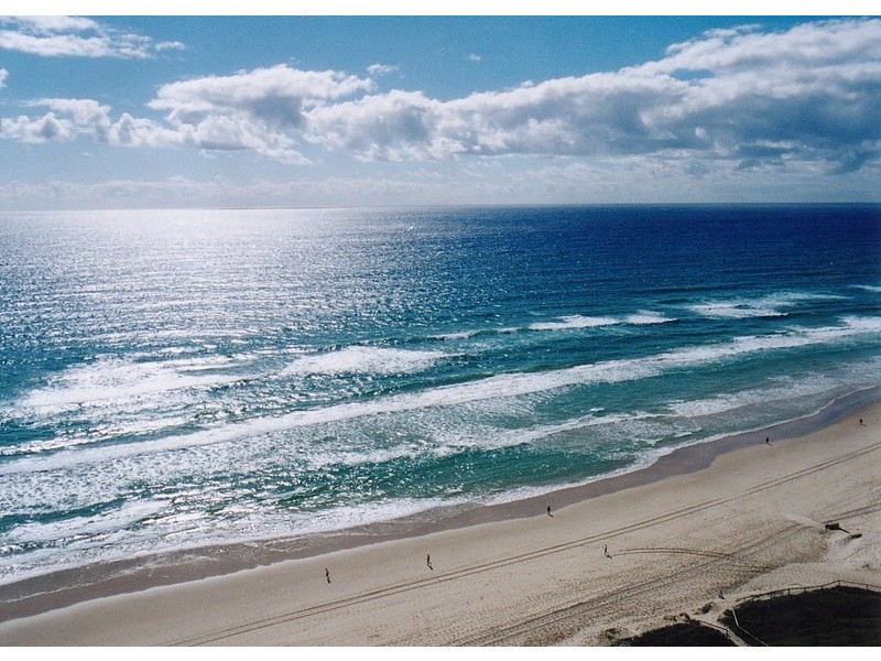 17 Albert Avenue, Broadbeach QLD 4218