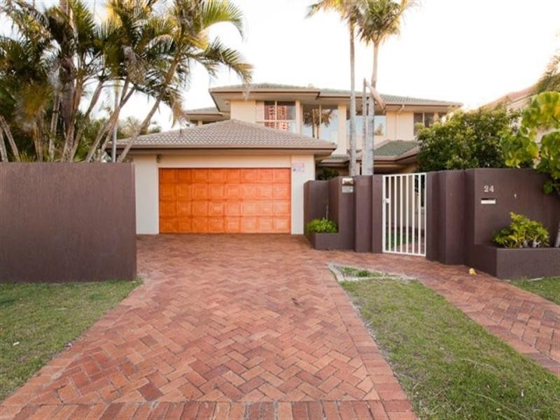 24 Seafarer Court, Main Beach QLD 4217