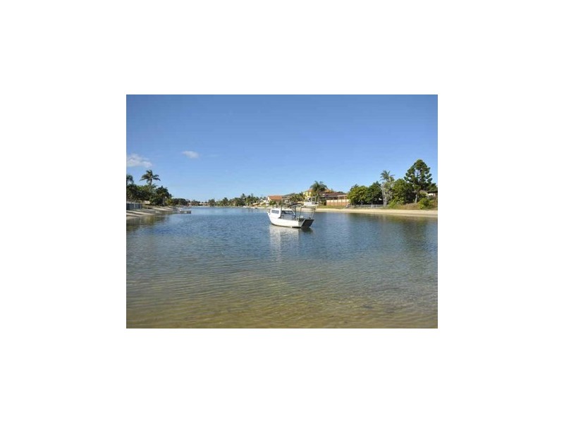 1 Cadence Avenue, Mermaid Waters QLD 4218