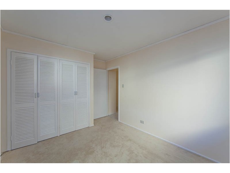 33 Beverley Crescent, Broadbeach Waters QLD 4218