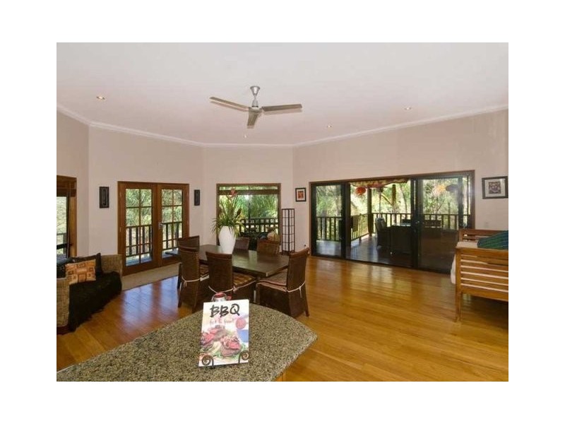 64 Fenton Drive, Tallebudgera QLD 4228