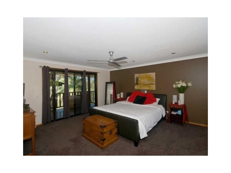 64 Fenton Drive, Tallebudgera QLD 4228