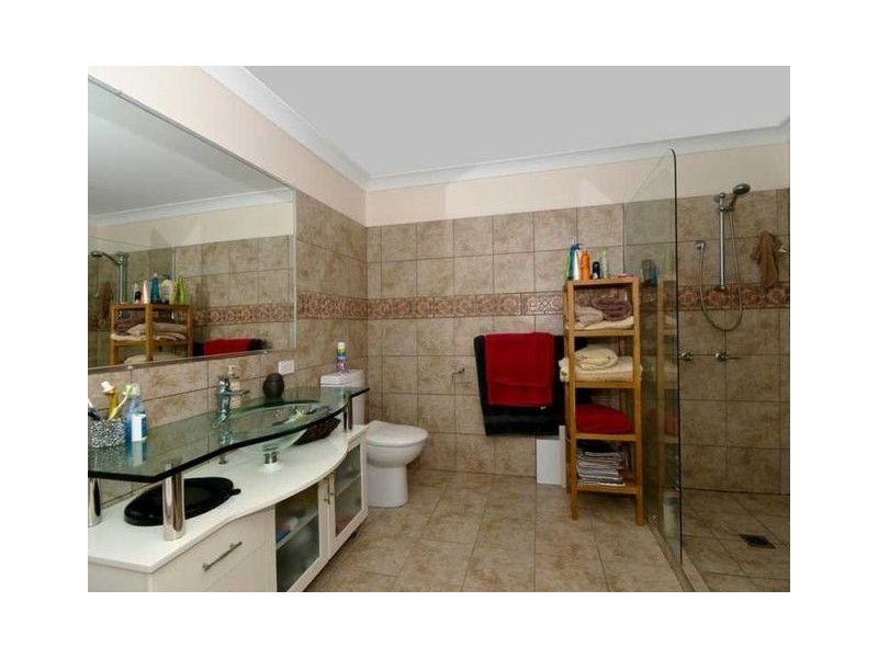 64 Fenton Drive, Tallebudgera QLD 4228