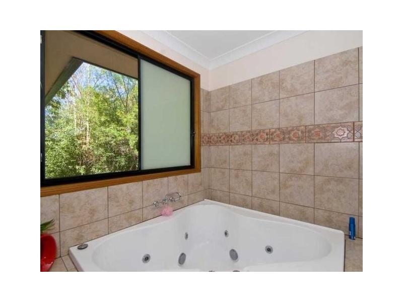 64 Fenton Drive, Tallebudgera QLD 4228