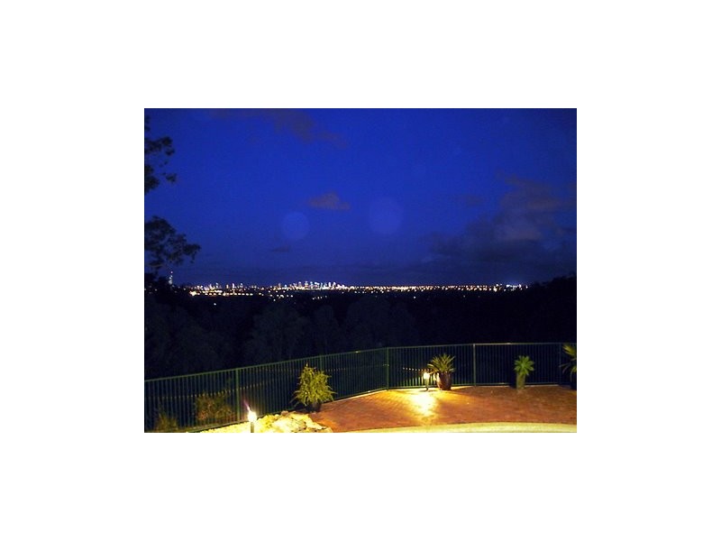 33 Grosvenor Court, Worongary QLD 4213