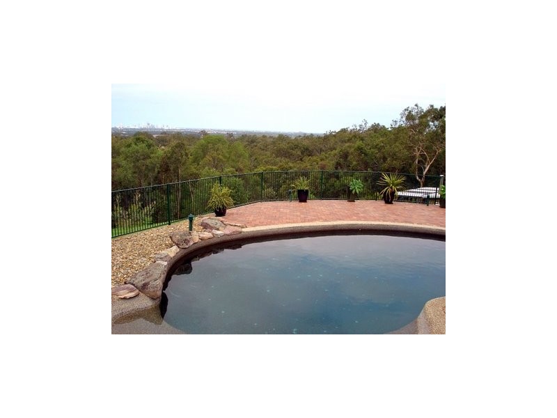 33 Grosvenor Court, Worongary QLD 4213