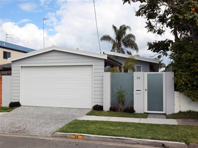 94 Nobby Parade, Miami QLD 4220