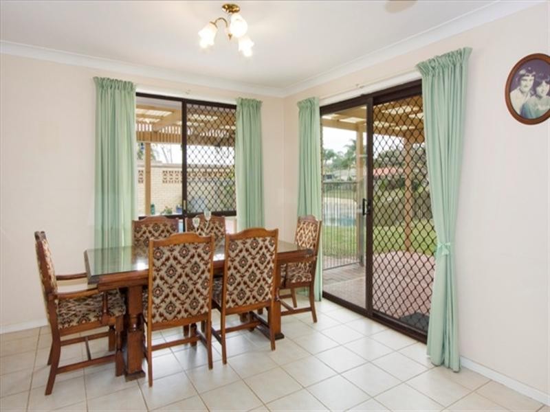 Broadbeach Waters QLD 4218